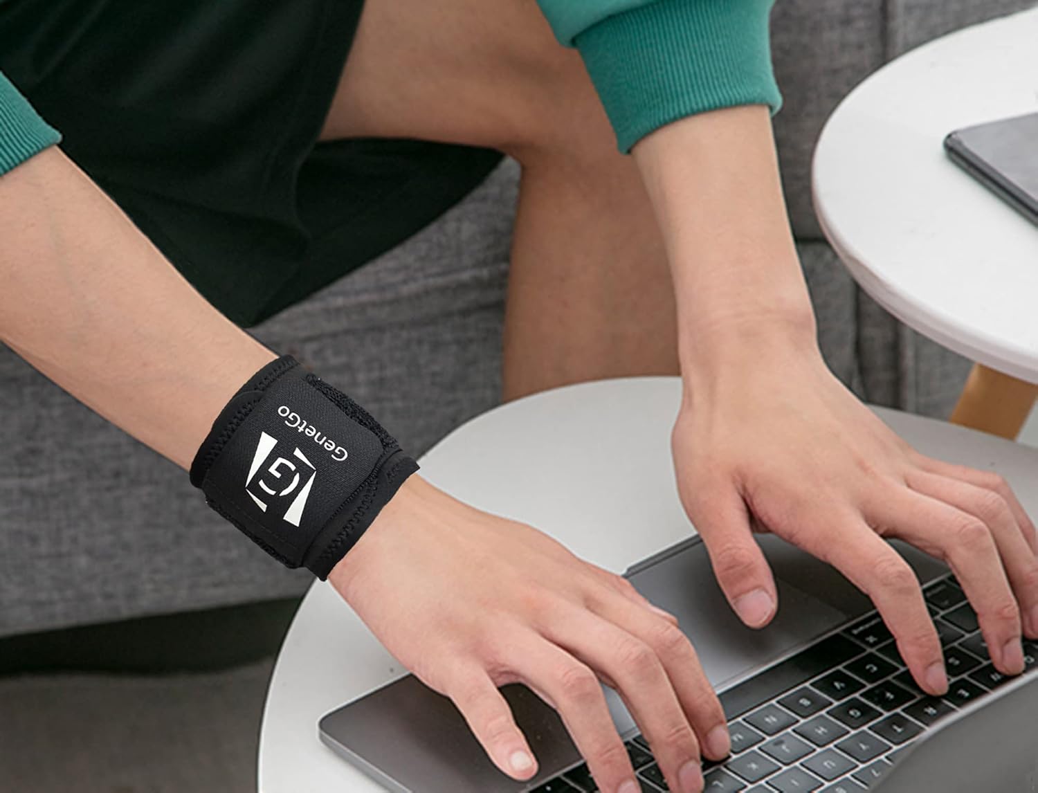 Wrist Compression Strap Support for Fitness, Weightlifting, Tendonitis, Carpal Tunnel Arthritis, Wrist Pain Relief - 2 Pack